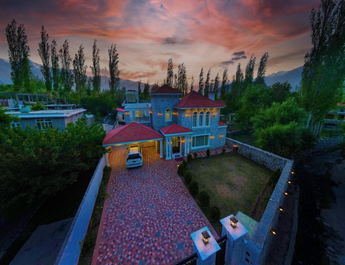 Arish Luxury Suites Skardu Eksteriør billede