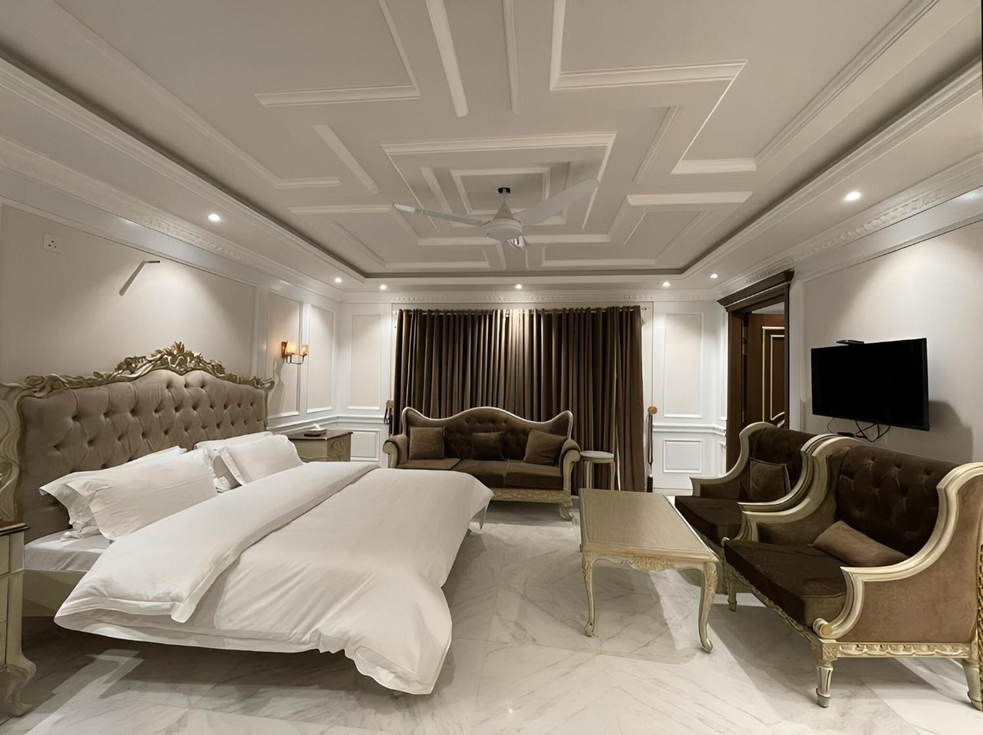 Arish Luxury Suites Skardu Eksteriør billede